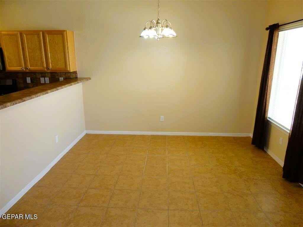 3276 Leah Point Ln - Photo 5 of 22