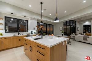 featured image of 286 Quadro Vecchio Dr