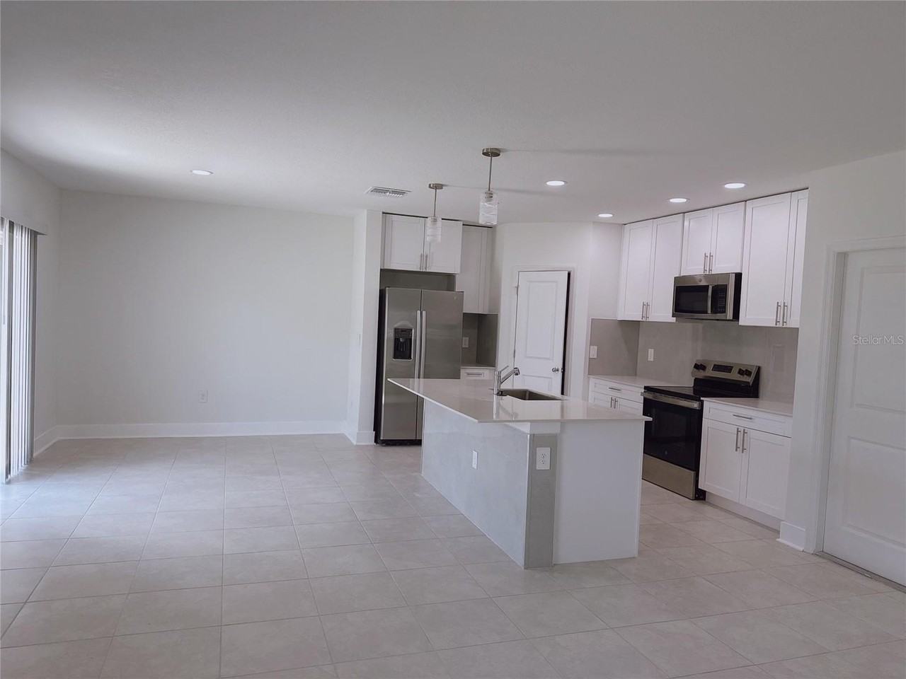 2201 Aquifer Ln - Photo 6 of 16