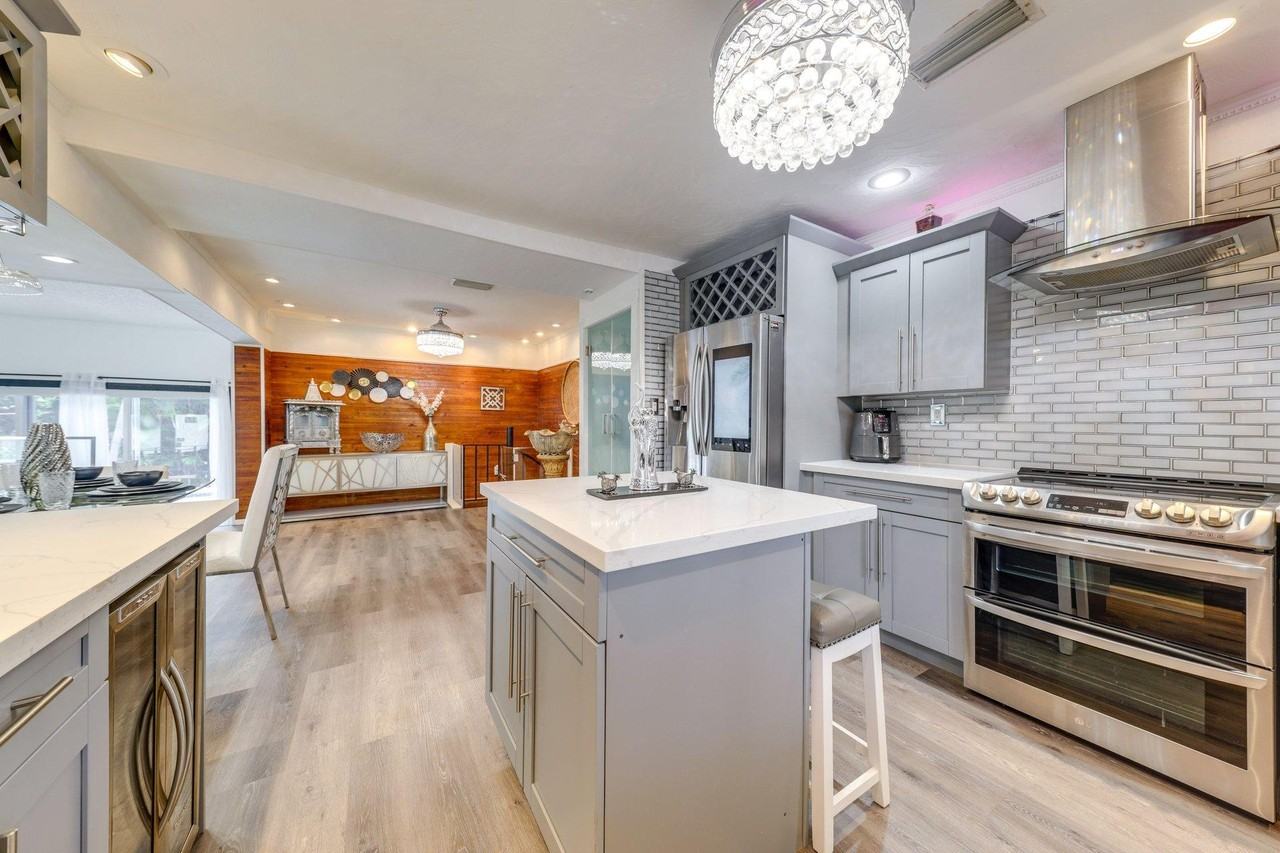 Sw 58th Ave - Photo 3 of 20