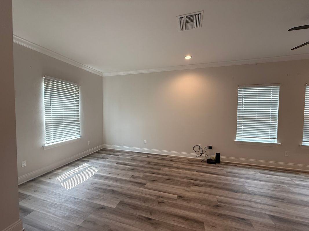 57415 Oak Ave - Photo 3 of 13