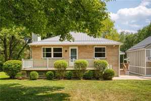 featured image of 492 Center Grange Rd