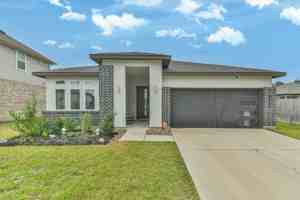 featured image of 14226 Lake Lodge Dr