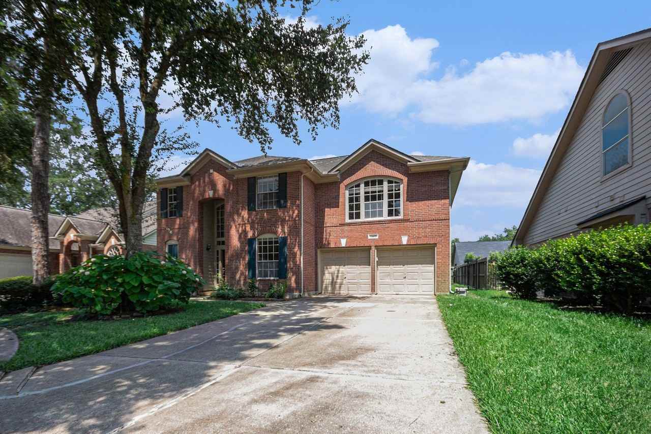 2407 Gentle Brook Ct - Photo 2 of 28