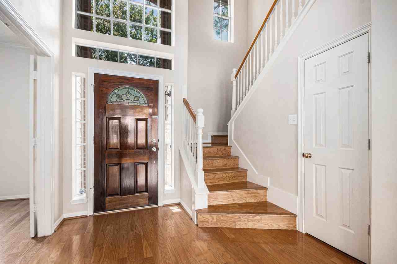 2407 Gentle Brook Ct - Photo 6 of 28