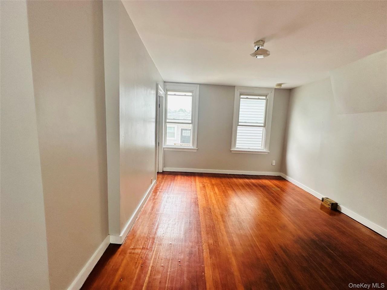 244 Church St - Photo 6 of 12