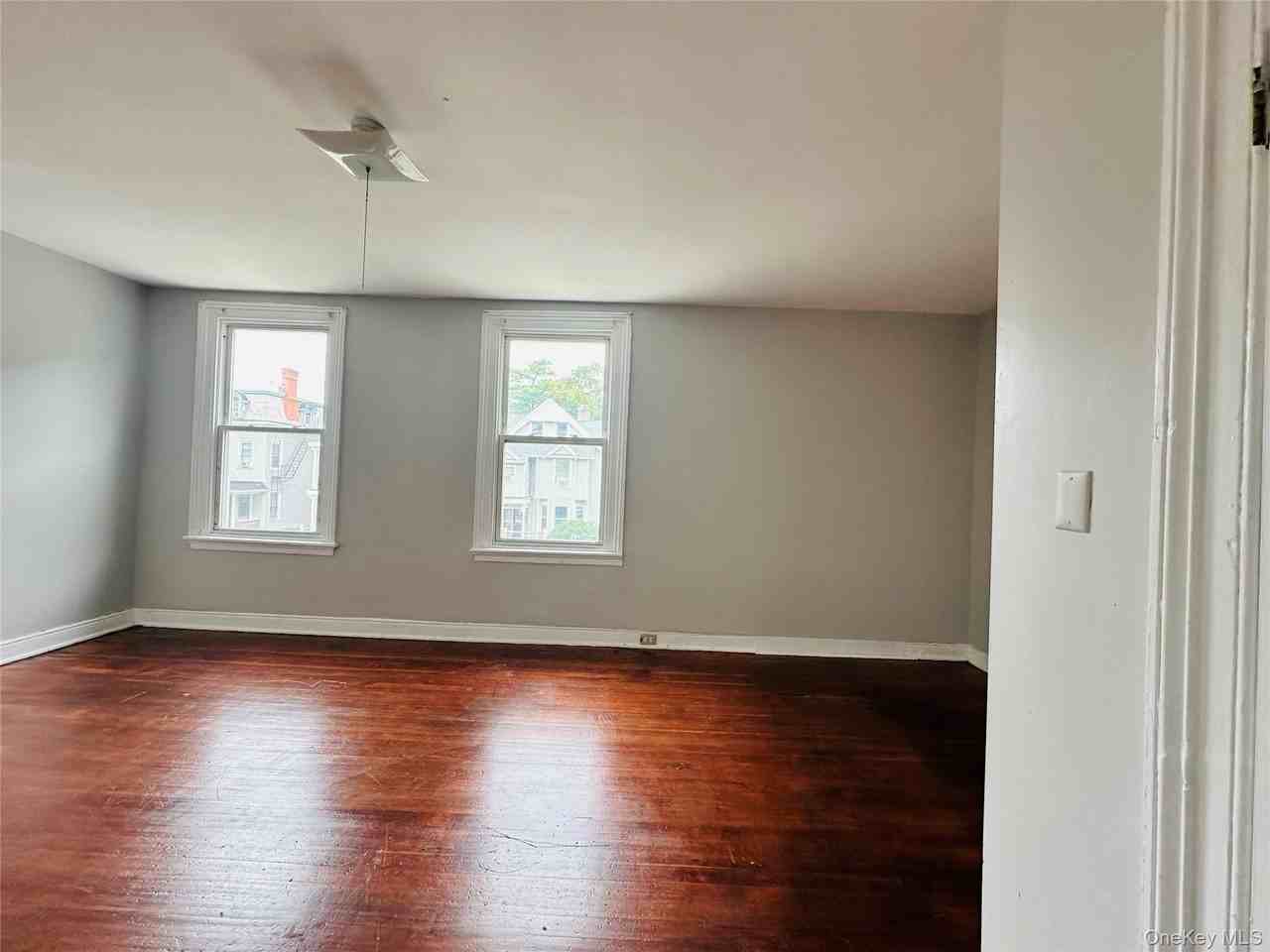 244 Church St - Photo 7 of 12