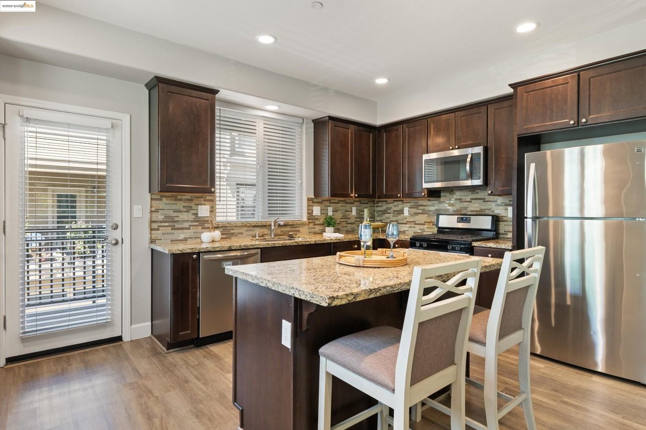 701 Tierney Pl - Photo 6 of 29