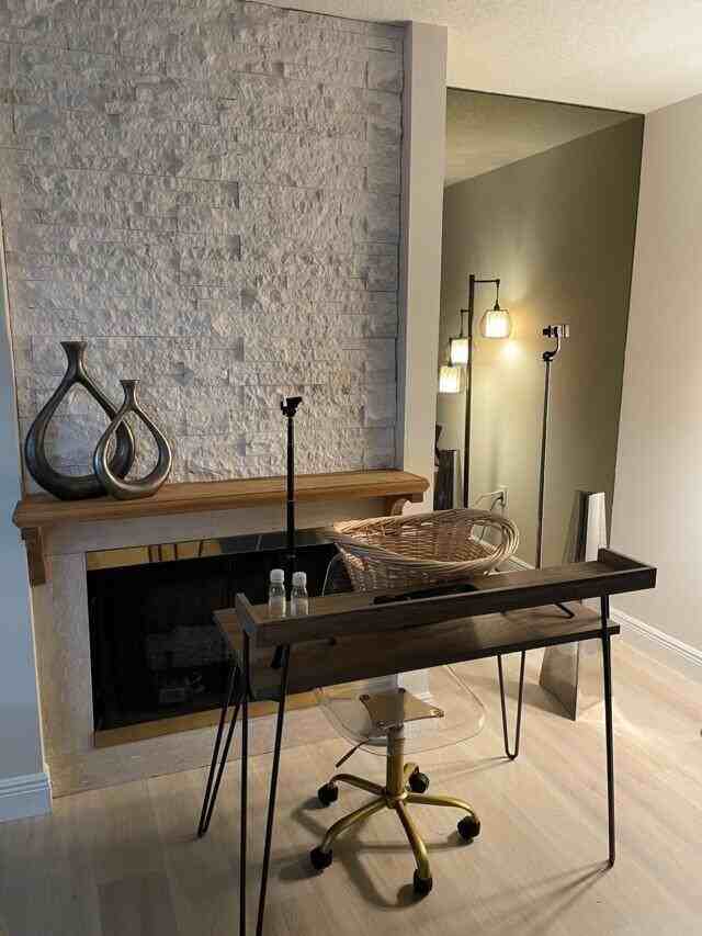 2507 25th Ln - Photo 2 of 23