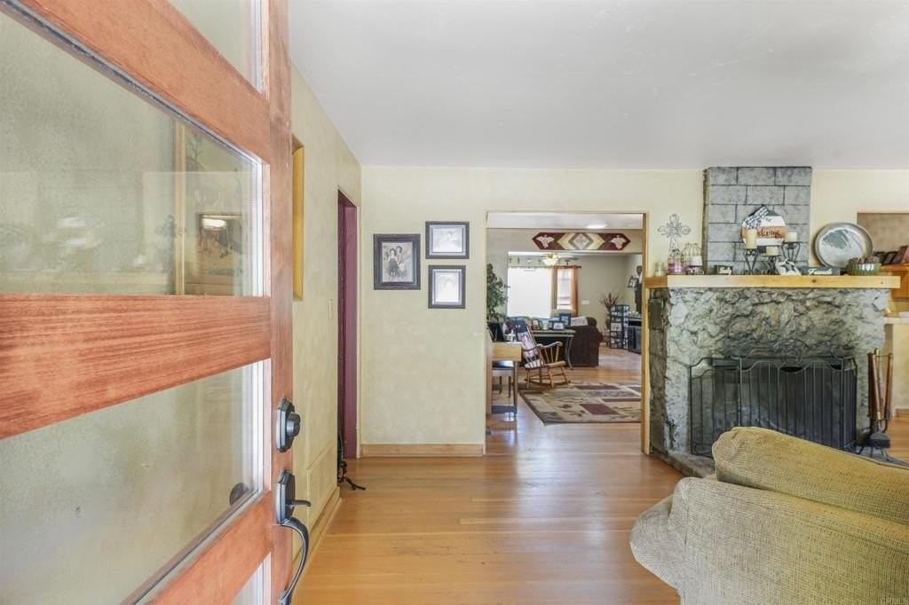 29012 Oak Ln - Photo 5 of 38