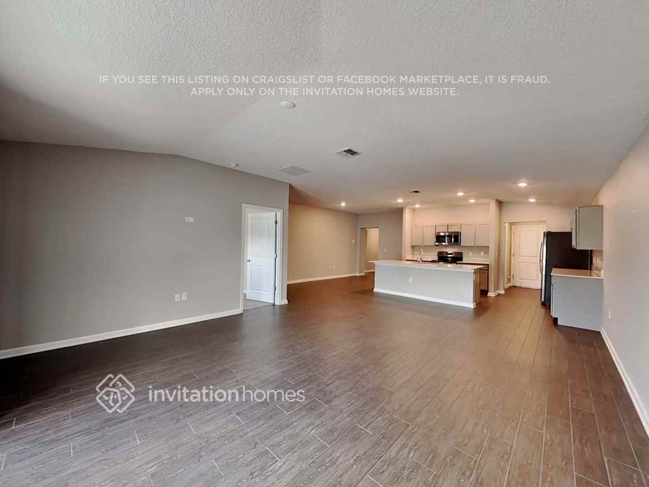 936 Caitlin Loop - Photo 4 of 21