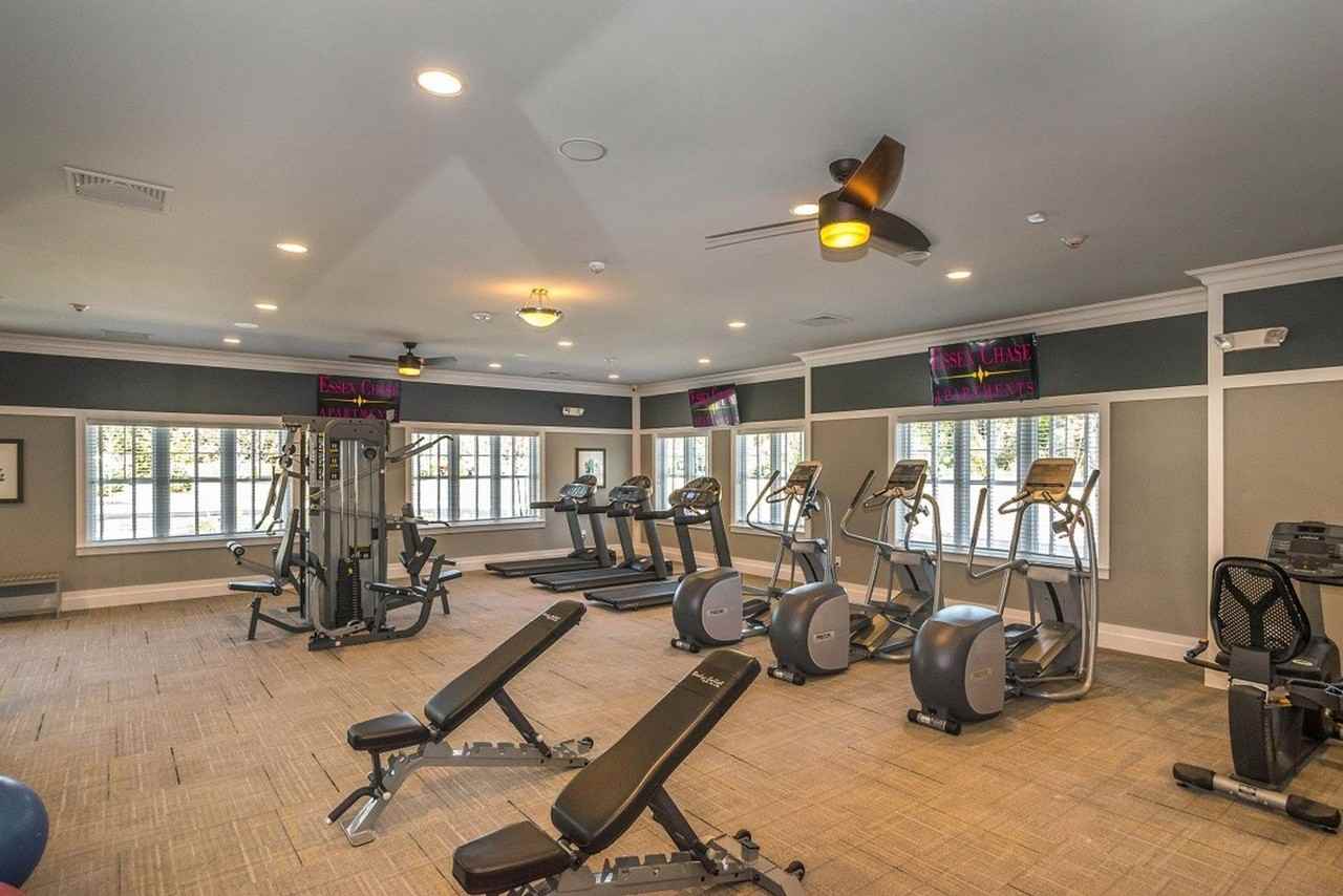 Essex Chase - Photo 7 of 50