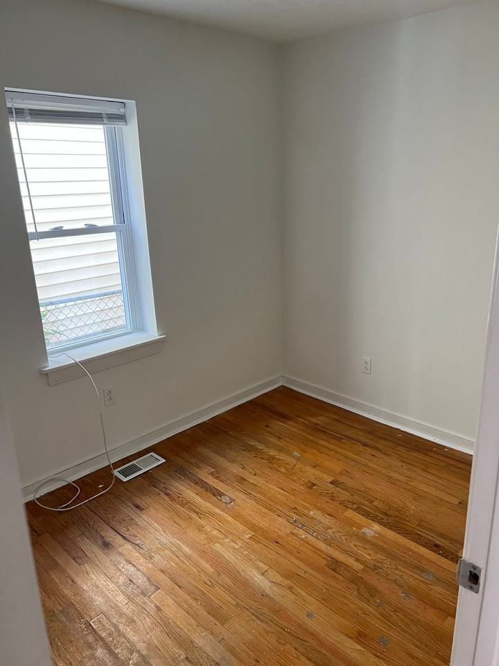 1208 W Clay St - Photo 3 of 14