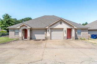 Oakview duplexes - Photo 1 of 1