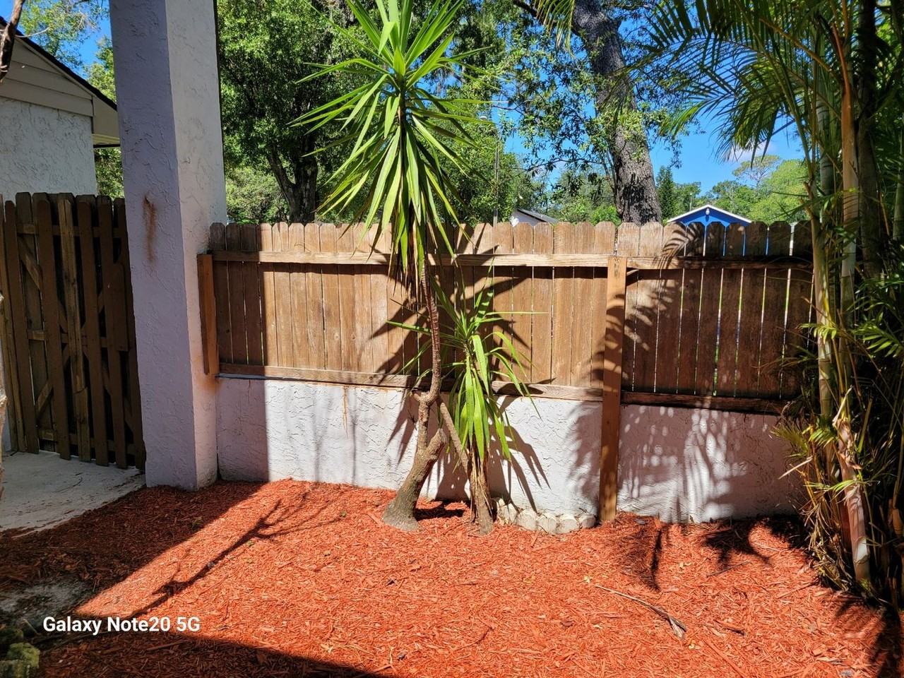 4502 Lighthouse Cir - Photo 3 of 17