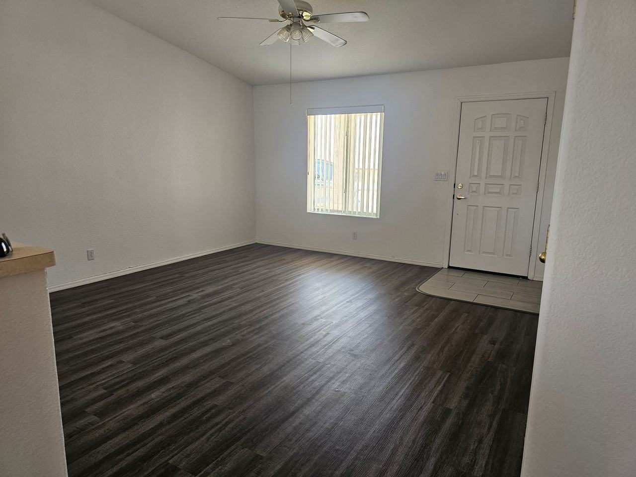 2440 Huntington Dr - Photo 4 of 16