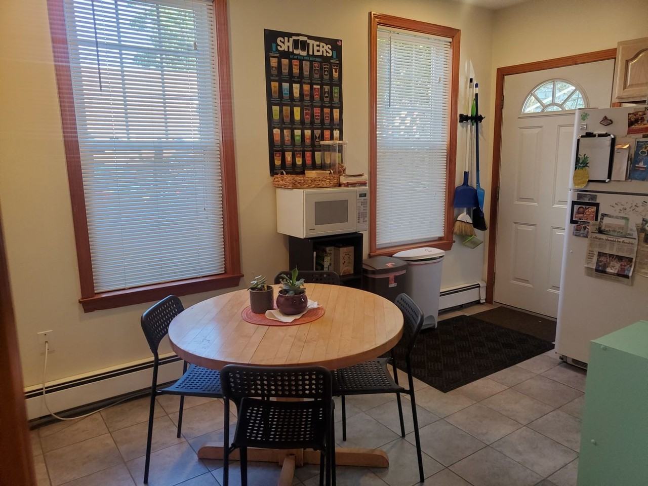 20 Dighton St #3 - Photo 3 of 7