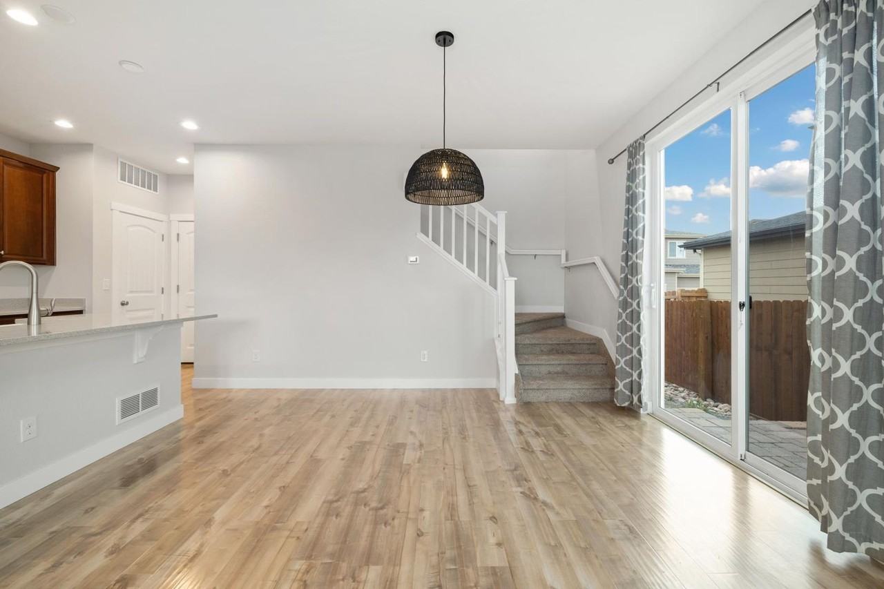 16443 Alcott Pl - Photo 6 of 34