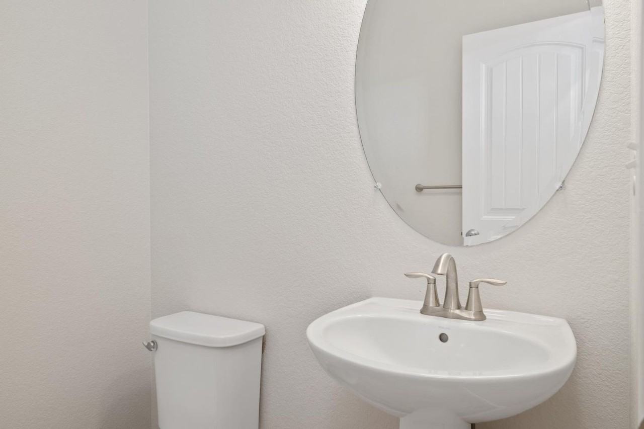 16443 Alcott Pl - Photo 7 of 34