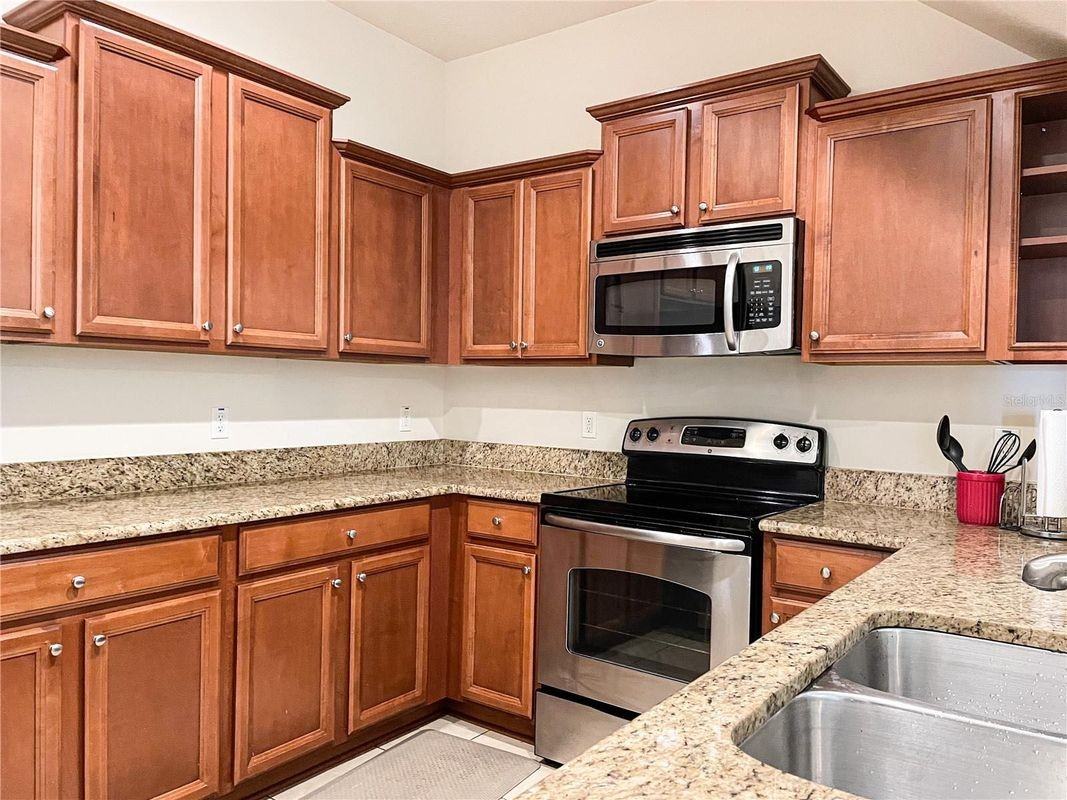 8210 Mystic View Way - Photo 2 of 17