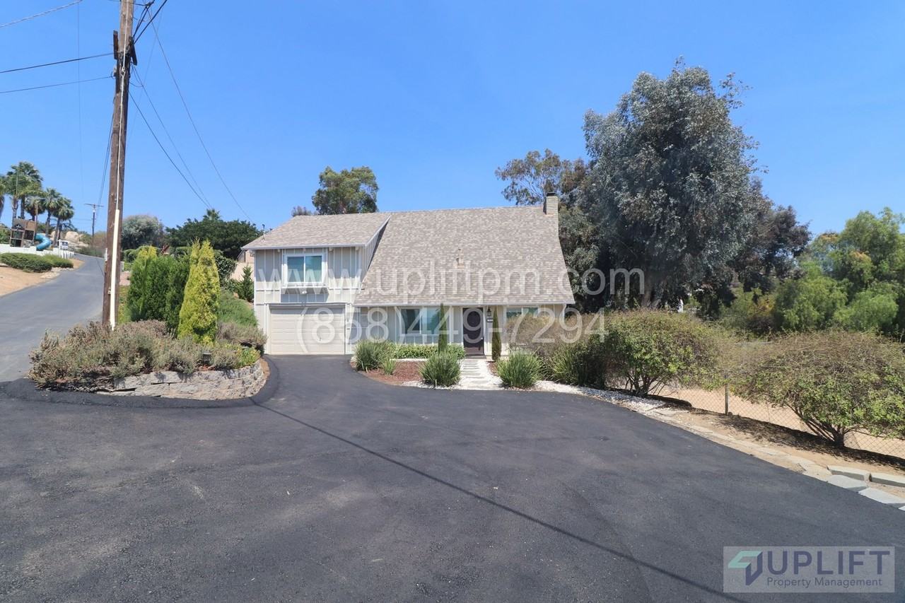 2080 Eula Ln - Photo 2 of 31