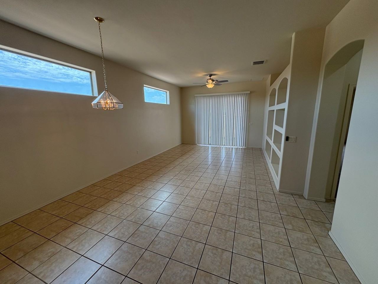 10474 S Drifter Ranch Pl - Photo 5 of 40