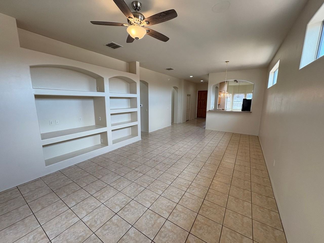 10474 S Drifter Ranch Pl - Photo 6 of 40