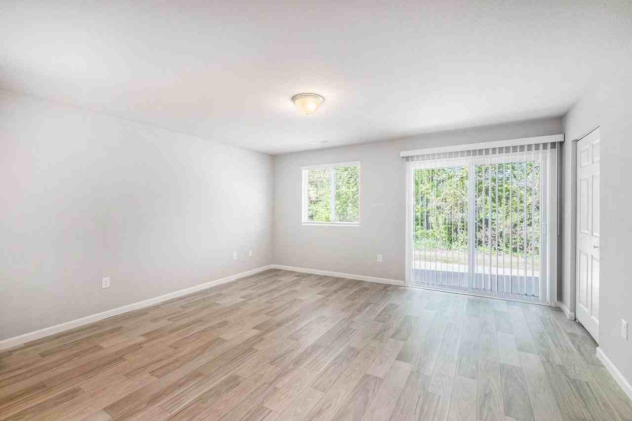 1694 Pine St - Photo 7 of 16
