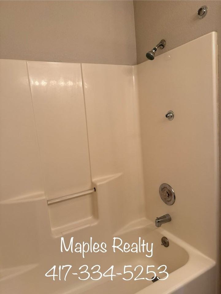 25 Fall Creek Trl #1A - Photo 3 of 7