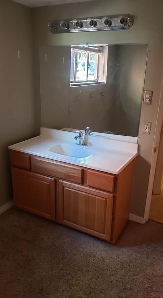 1148 Milwaukee St - Photo 7 of 11