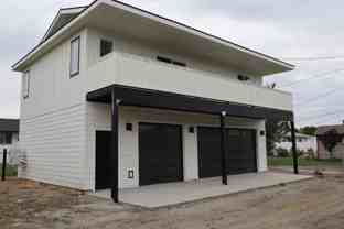 2708 1/2 N 5th St - Photo 1 of 1