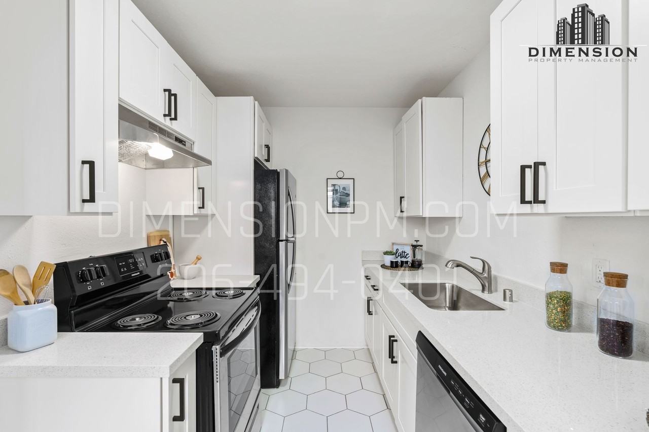 2331 Rockefeller Ave - Photo 4 of 10