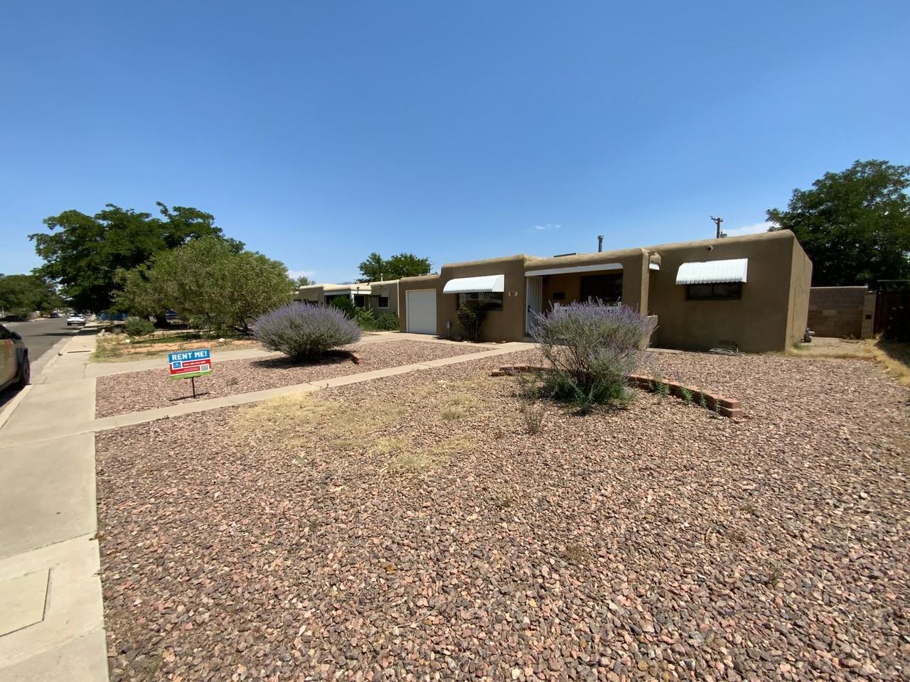 920 Indiana St Se - Photo 3 of 29