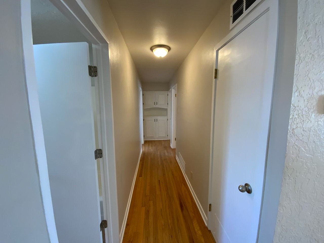 920 Indiana St Se - Photo 6 of 29