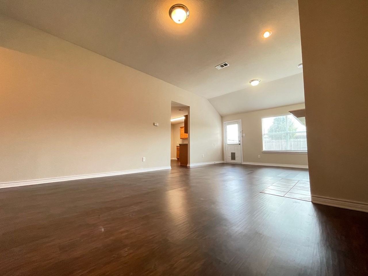 452 Chisholm Trl - Photo 7 of 21