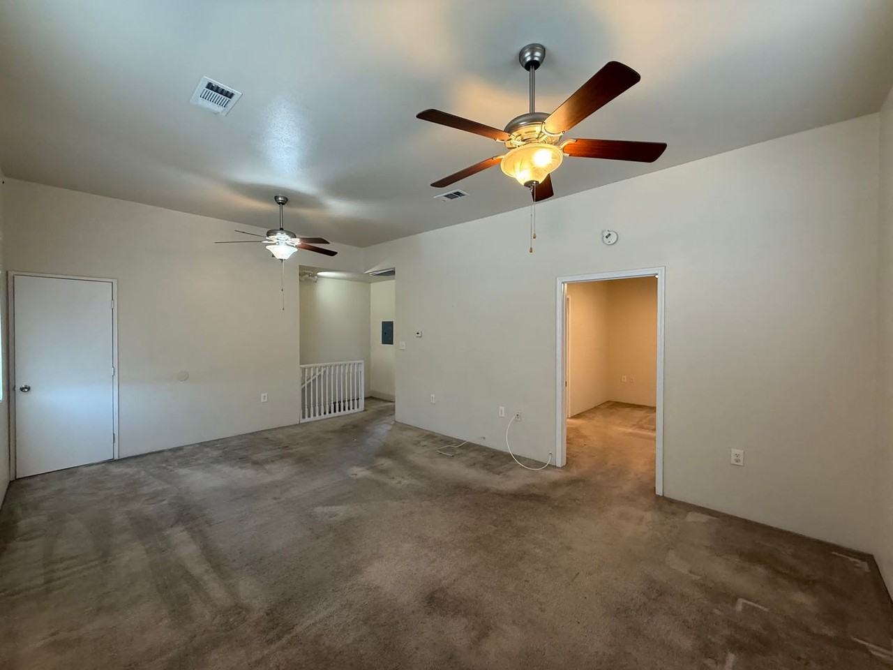 315 7th St - Photo 2 of 10
