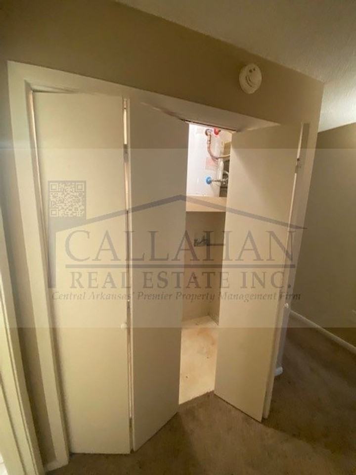 8 Towne Park Ct #10 - Photo 4 of 14