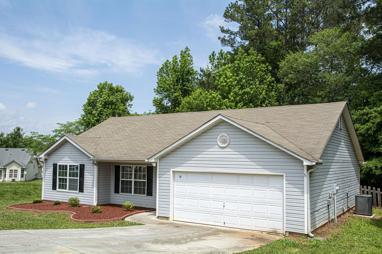 65 Weldon Place - Photo 2 of 22