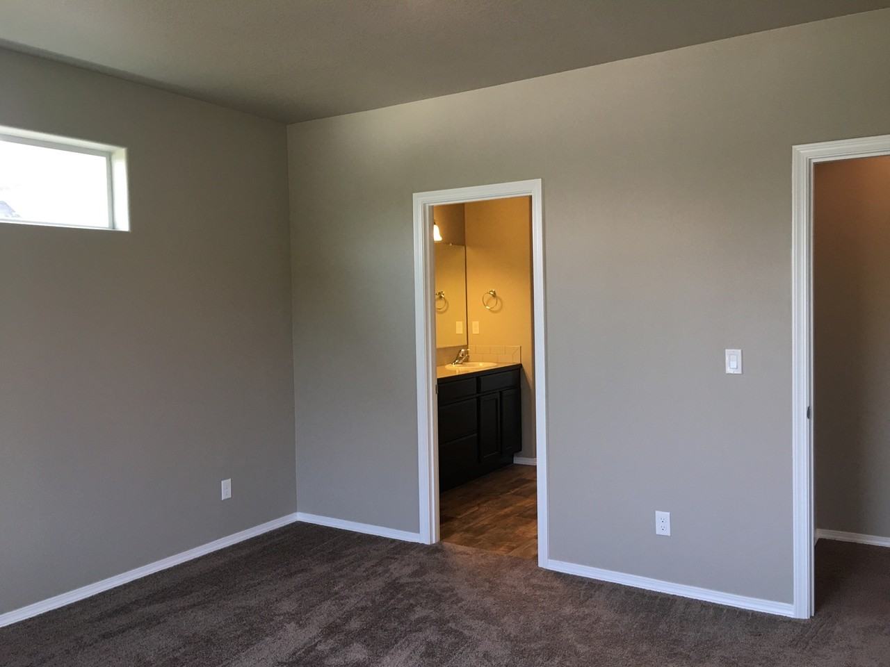 2519 Jordan St - Photo 6 of 9