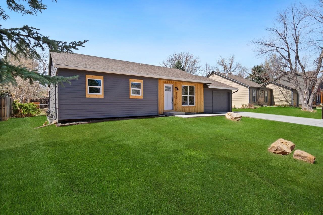 4237 Goldeneye Dr - Photo 2 of 24