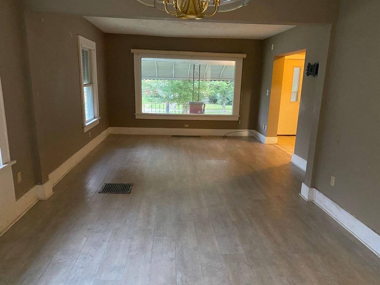 1055 Murray Avenue - Photo 2 of 13