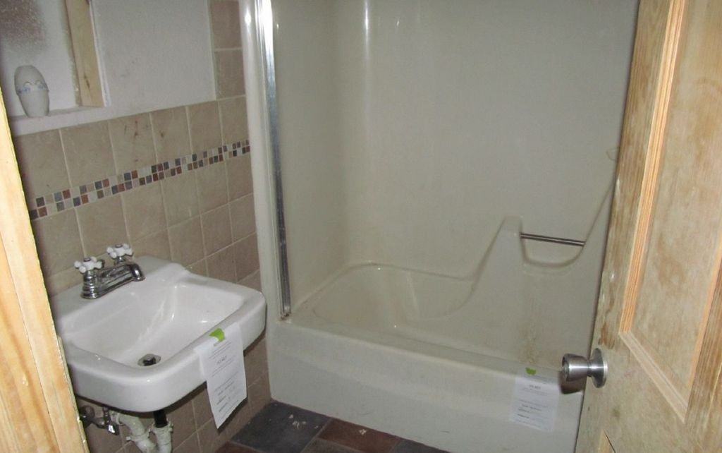 104 2nd Ave - Photo 2 of 8