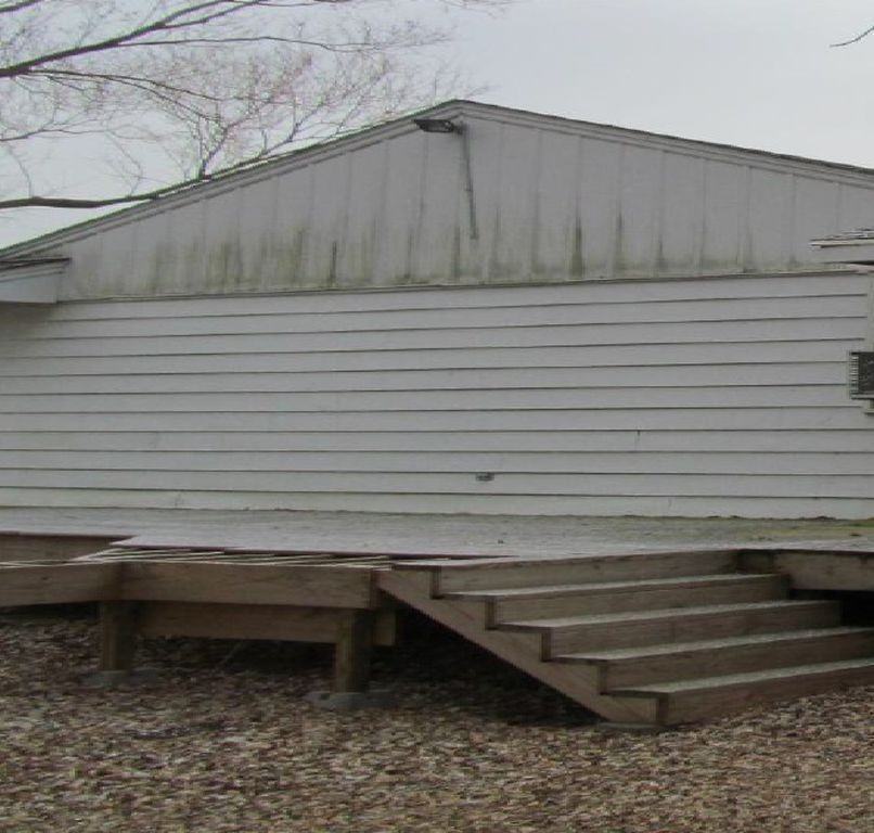 104 2nd Ave - Photo 6 of 8