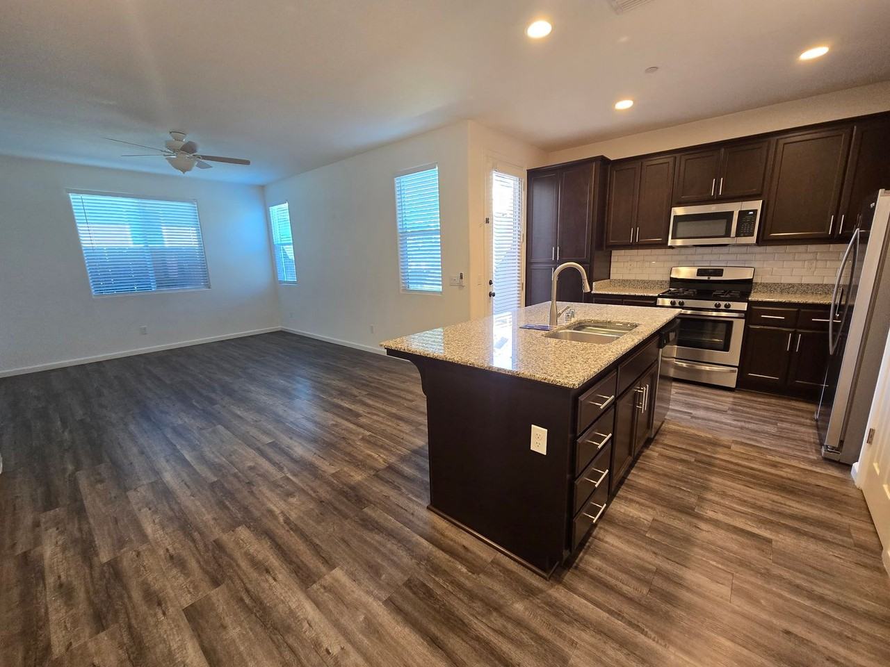 139 Novella Dr - Photo 3 of 12