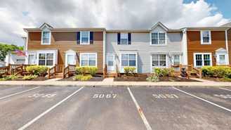 5067 Stoneybrook Blvd - Photo 1 of 1