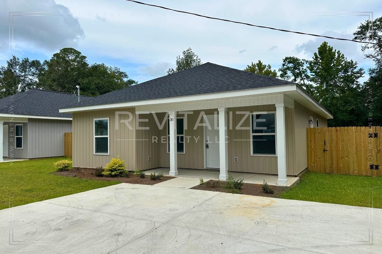 30 Everett Ave E - Photo 2 of 27