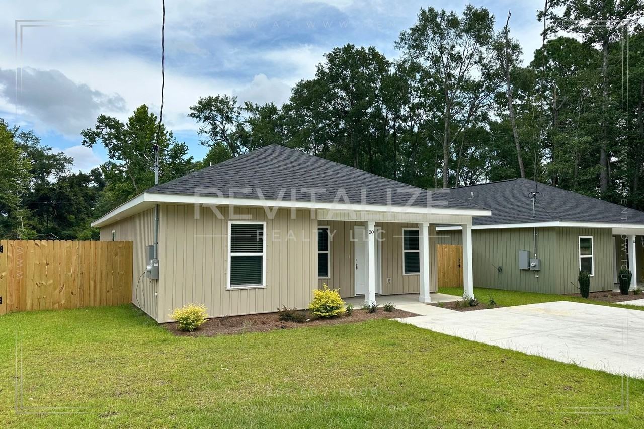 30 Everett Ave E - Photo 3 of 27