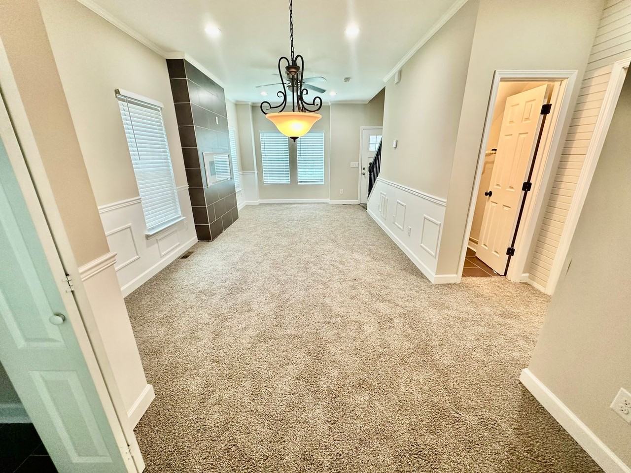 960 N Grand Ave Nw - Photo 6 of 30