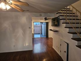 493 S Lincoln Ave - Photo 1 of 1