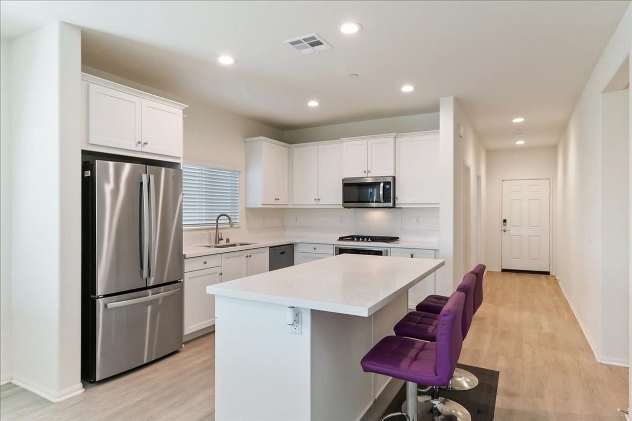 35246 Price St - Photo 5 of 17